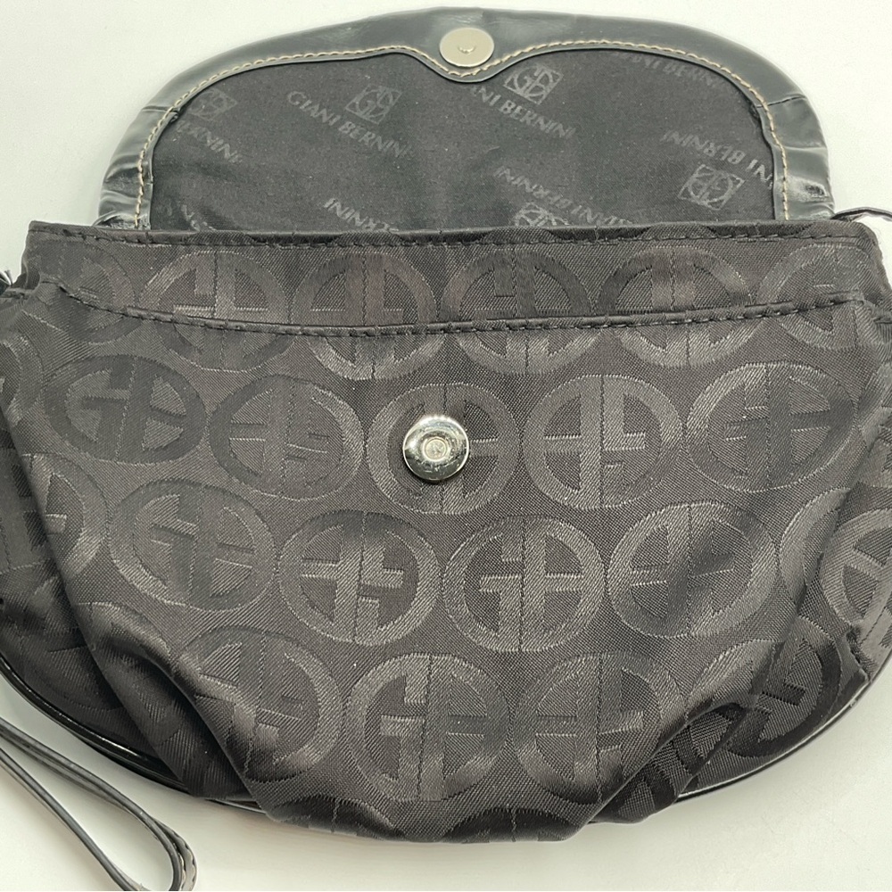 Giani Bernini Wristlet Purse Clutch Bag Zip Pocket Black 5 Compartment Small - Picture 5 of 13